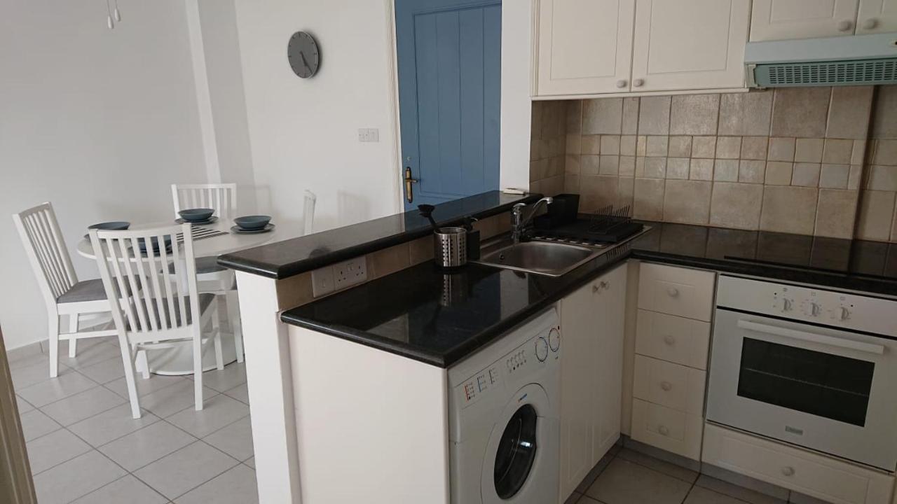 Sea View Apartment Peyia, Paphos Buitenkant foto